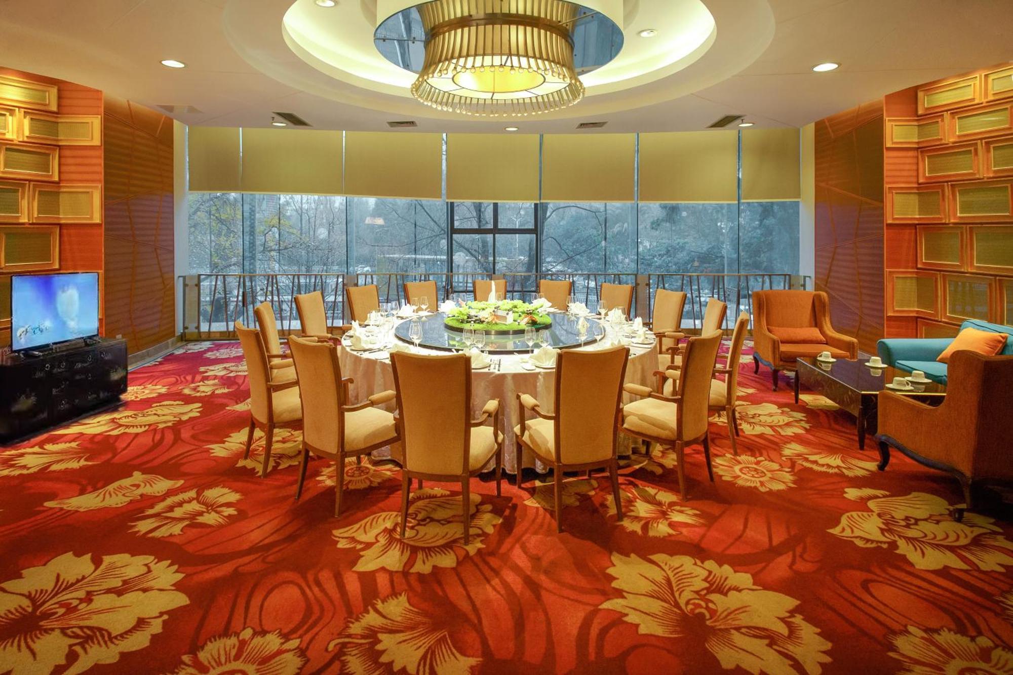Holiday Inn Chengdu Century City-Westtower Exterior foto